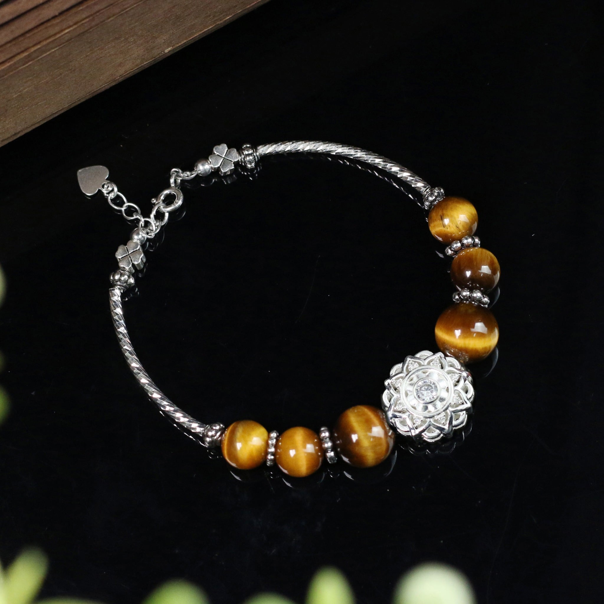 Vòng Tay Đá Mắt Hổ Vàng Nâu Charm Mandala Đính Đá - Năng Lượng & Bình An (TRS VHM 292 1) 2 img 4130 45dce7724a564f81a7f579bb5acbf4e5