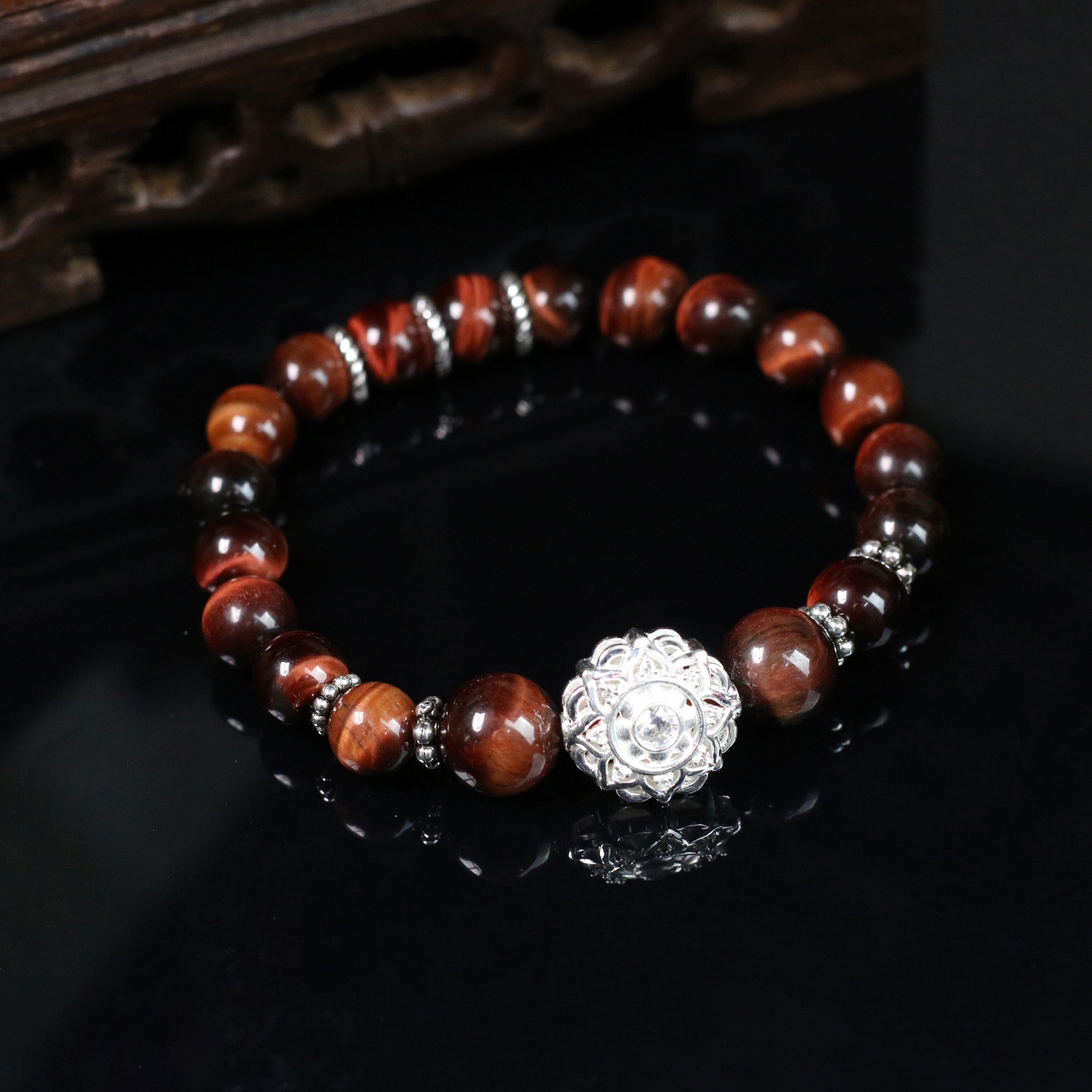 Vòng Đá Mắt Hổ Nâu Đỏ 8li Mix Charm Mandala Đính Đá - Tuệ Minh Như Hải (TRS VHM 291) 1 img 4139 73539f7c6b1d4154a379674942287f32