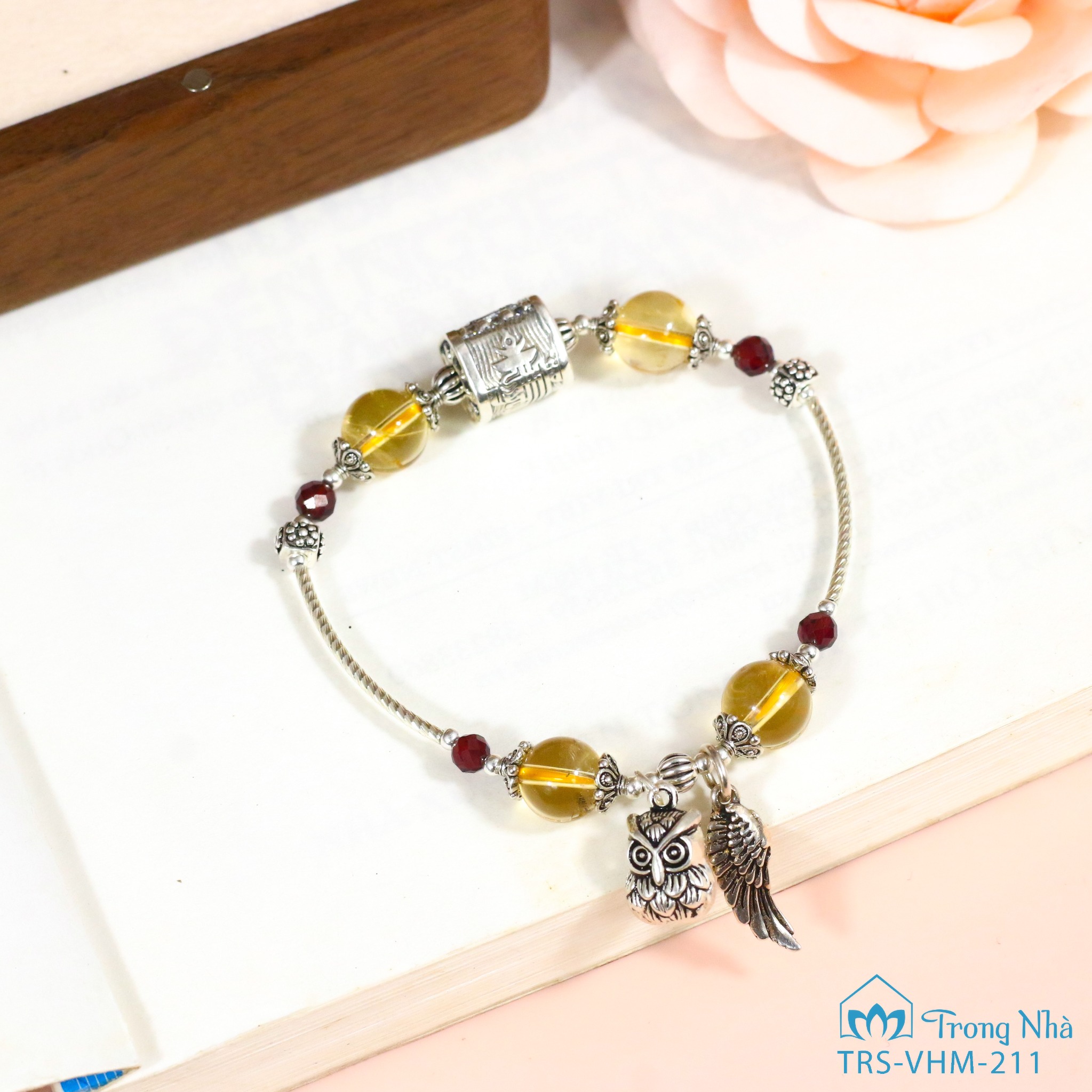Vòng Thạch Anh Vàng 8li mix charm Bảo Vệ Kalachakra (TRS VHM 211 1) 2 z4131906198671 27f3f2e8933fc507f48910d8a94c4ae6 92a9de505565439ea02a3c99a64c5722